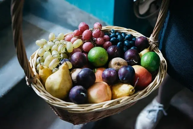 Les Fruits de Saison : Comment les Choisir pour un Panier Idéal