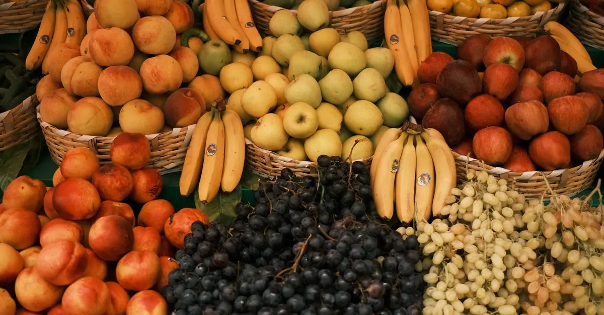 Les Meilleures Techniques pour Préparer un Panier de Fruits