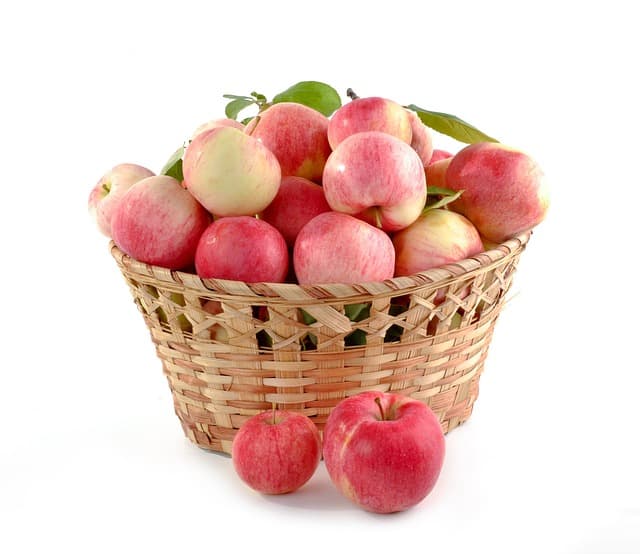 5 Raisons d'Adopter un Panier de Fruits Local